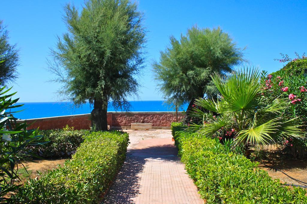 Magnolia Gialla Bed and Breakfast Trappeto  Exterior foto